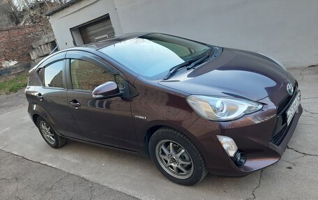 Toyota Aqua I, 2014 год, 1 000 000 рублей, 2 фотография