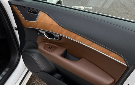 Volvo XC90 II рестайлинг, 2020 год, 4 300 000 рублей, 17 фотография