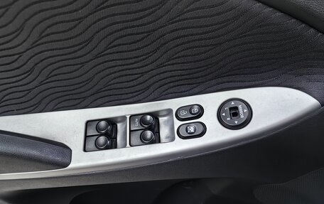 Hyundai Solaris II рестайлинг, 2012 год, 618 000 рублей, 22 фотография