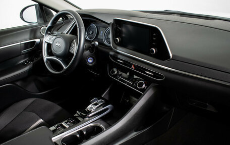 Hyundai Sonata VIII, 2021 год, 2 620 000 рублей, 11 фотография