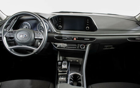 Hyundai Sonata VIII, 2021 год, 2 620 000 рублей, 12 фотография