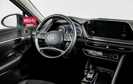 Hyundai Sonata VIII, 2021 год, 2 620 000 рублей, 14 фотография