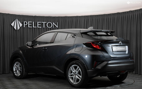 Toyota C-HR I рестайлинг, 2020 год, 2 780 000 рублей, 4 фотография