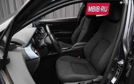 Toyota C-HR I рестайлинг, 2020 год, 2 780 000 рублей, 11 фотография