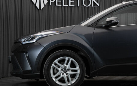 Toyota C-HR I рестайлинг, 2020 год, 2 780 000 рублей, 23 фотография