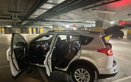 Toyota RAV4, 2018 год, 3 000 000 рублей, 6 фотография