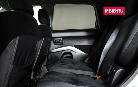 Mitsubishi Outlander III рестайлинг 3, 2008 год, 1 119 000 рублей, 12 фотография