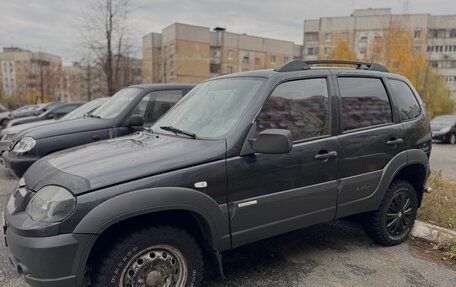 Chevrolet Niva I рестайлинг, 2011 год, 430 000 рублей, 3 фотография