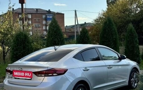 Hyundai Elantra VI рестайлинг, 2018 год, 1 340 000 рублей, 3 фотография
