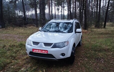 Mitsubishi Outlander III рестайлинг 3, 2008 год, 870 000 рублей, 1 фотография