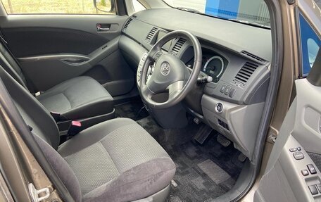 Toyota ISis I, 2011 год, 1 100 000 рублей, 8 фотография