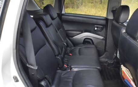 Mitsubishi Outlander III рестайлинг 3, 2008 год, 870 000 рублей, 9 фотография