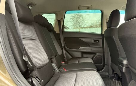 Mitsubishi Outlander III рестайлинг 3, 2015 год, 1 550 000 рублей, 7 фотография