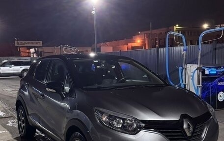 Renault Kaptur I рестайлинг, 2017 год, 1 400 000 рублей, 2 фотография