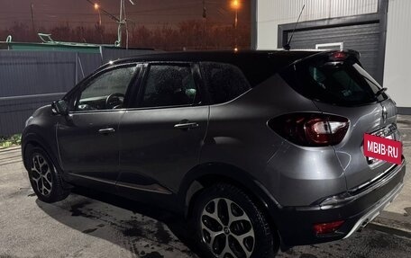 Renault Kaptur I рестайлинг, 2017 год, 1 400 000 рублей, 5 фотография