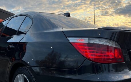 BMW 5 серия, 2007 год, 1 530 000 рублей, 11 фотография