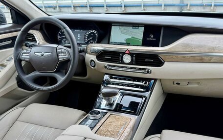 Genesis G90 I рестайлинг, 2016 год, 2 350 000 рублей, 12 фотография