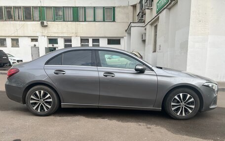 Mercedes-Benz A-Класс, 2019 год, 2 290 000 рублей, 7 фотография