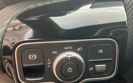 Mercedes-Benz A-Класс, 2019 год, 2 290 000 рублей, 10 фотография