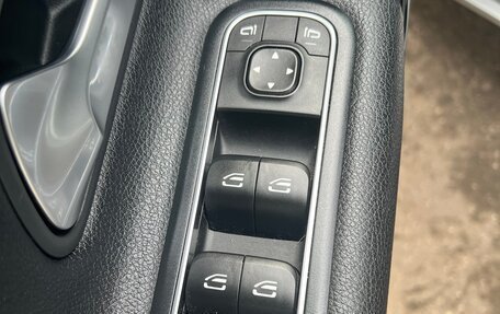 Mercedes-Benz A-Класс, 2019 год, 2 290 000 рублей, 11 фотография