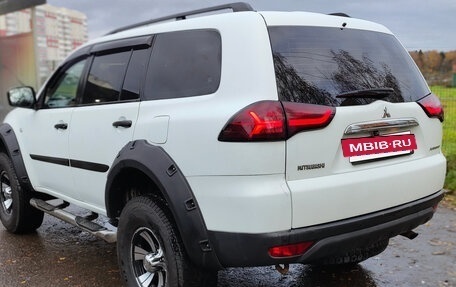 Mitsubishi Pajero Sport II рестайлинг, 2011 год, 1 180 000 рублей, 4 фотография