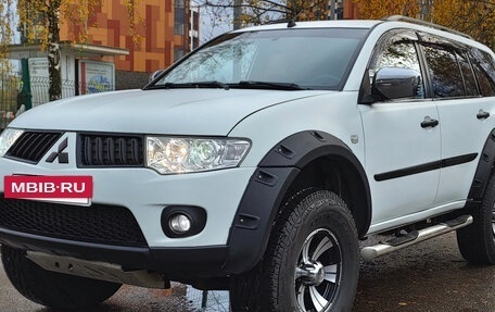 Mitsubishi Pajero Sport II рестайлинг, 2011 год, 1 180 000 рублей, 14 фотография