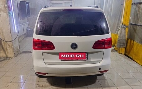Volkswagen Touran III, 2014 год, 799 000 рублей, 7 фотография