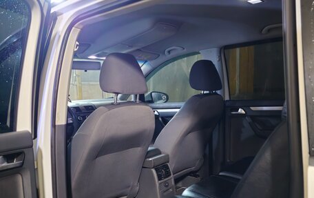 Volkswagen Touran III, 2014 год, 799 000 рублей, 9 фотография