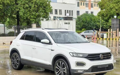 Volkswagen T-Roc I, 2021 год, 1 750 000 рублей, 5 фотография