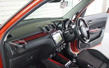 Suzuki Swift V, 2022 год, 1 130 000 рублей, 10 фотография