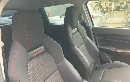 Suzuki Swift V, 2022 год, 1 170 000 рублей, 12 фотография