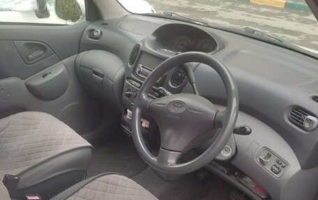 Toyota FunCargo, 2001 год, 430 000 рублей, 2 фотография