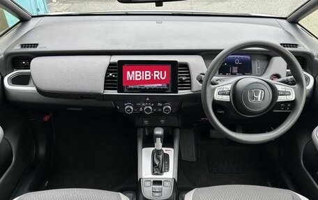 Honda Fit, 2021 год, 1 175 000 рублей, 10 фотография