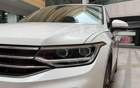 Volkswagen Tiguan II, 2022 год, 1 822 277 рублей, 12 фотография