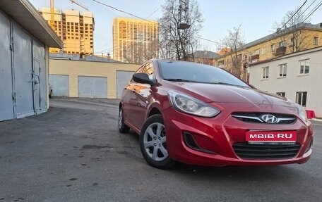 Hyundai Solaris II рестайлинг, 2014 год, 475 000 рублей, 1 фотография