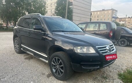 Volkswagen Touareg III, 2005 год, 650 000 рублей, 3 фотография