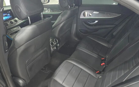 Mercedes-Benz E-Класс, 2022 год, 3 405 000 рублей, 7 фотография