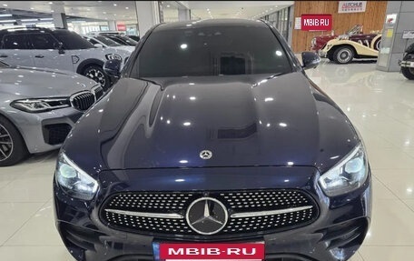 Mercedes-Benz E-Класс, 2022 год, 3 405 000 рублей, 3 фотография