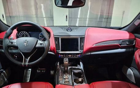 Maserati Levante I, 2023 год, 6 609 027 рублей, 9 фотография