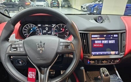 Maserati Levante I, 2023 год, 6 609 027 рублей, 10 фотография