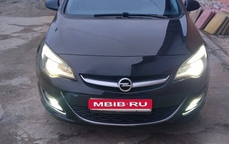 Opel Astra J, 2014 год, 960 000 рублей, 8 фотография