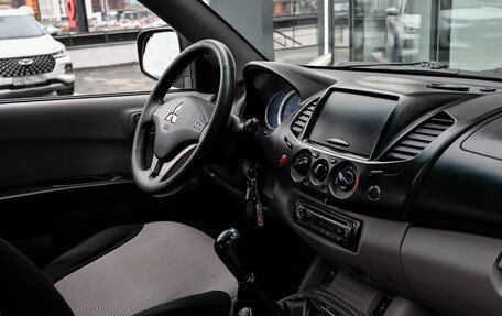 Mitsubishi L200 IV рестайлинг, 2007 год, 1 065 000 рублей, 15 фотография