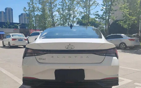 Hyundai Elantra, 2023 год, 1 050 000 рублей, 16 фотография