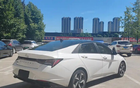 Hyundai Elantra, 2023 год, 1 050 000 рублей, 17 фотография