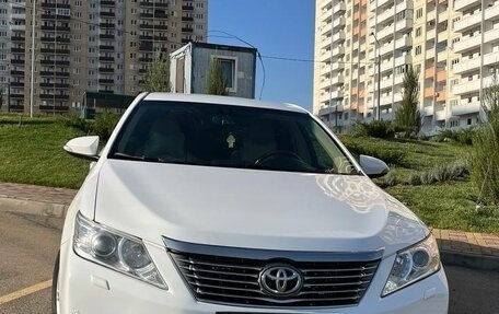 Toyota Camry, 2013 год, 1 650 000 рублей, 5 фотография