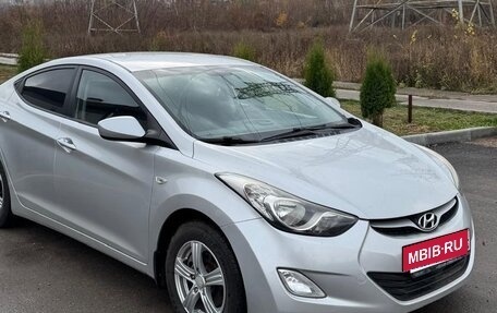 Hyundai Elantra V, 2011 год, 850 000 рублей, 3 фотография
