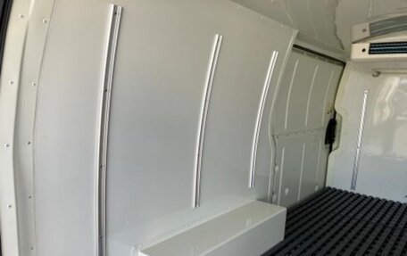 Toyota HiAce H200, 2024 год, 5 200 000 рублей, 12 фотография