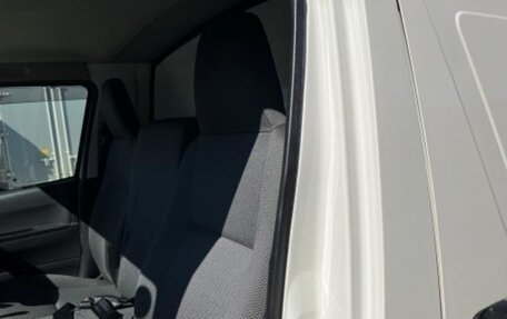 Toyota HiAce H200, 2024 год, 5 200 000 рублей, 38 фотография