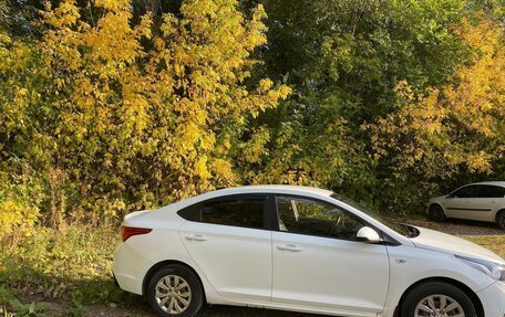 Hyundai Solaris II рестайлинг, 2017 год, 720 000 рублей, 4 фотография