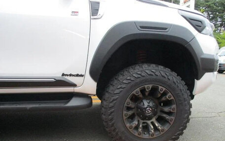 Toyota Hilux VIII, 2024 год, 4 650 000 рублей, 6 фотография